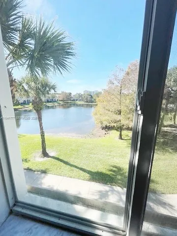 $2,100 | 5230 Palmbrooke Circle, West Palm Beach, FL 33417