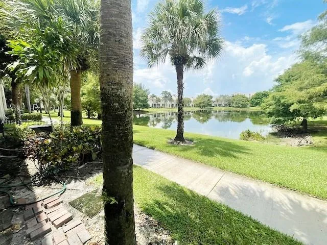 $2,100 | 5230 Palmbrooke Circle, West Palm Beach, FL 33417