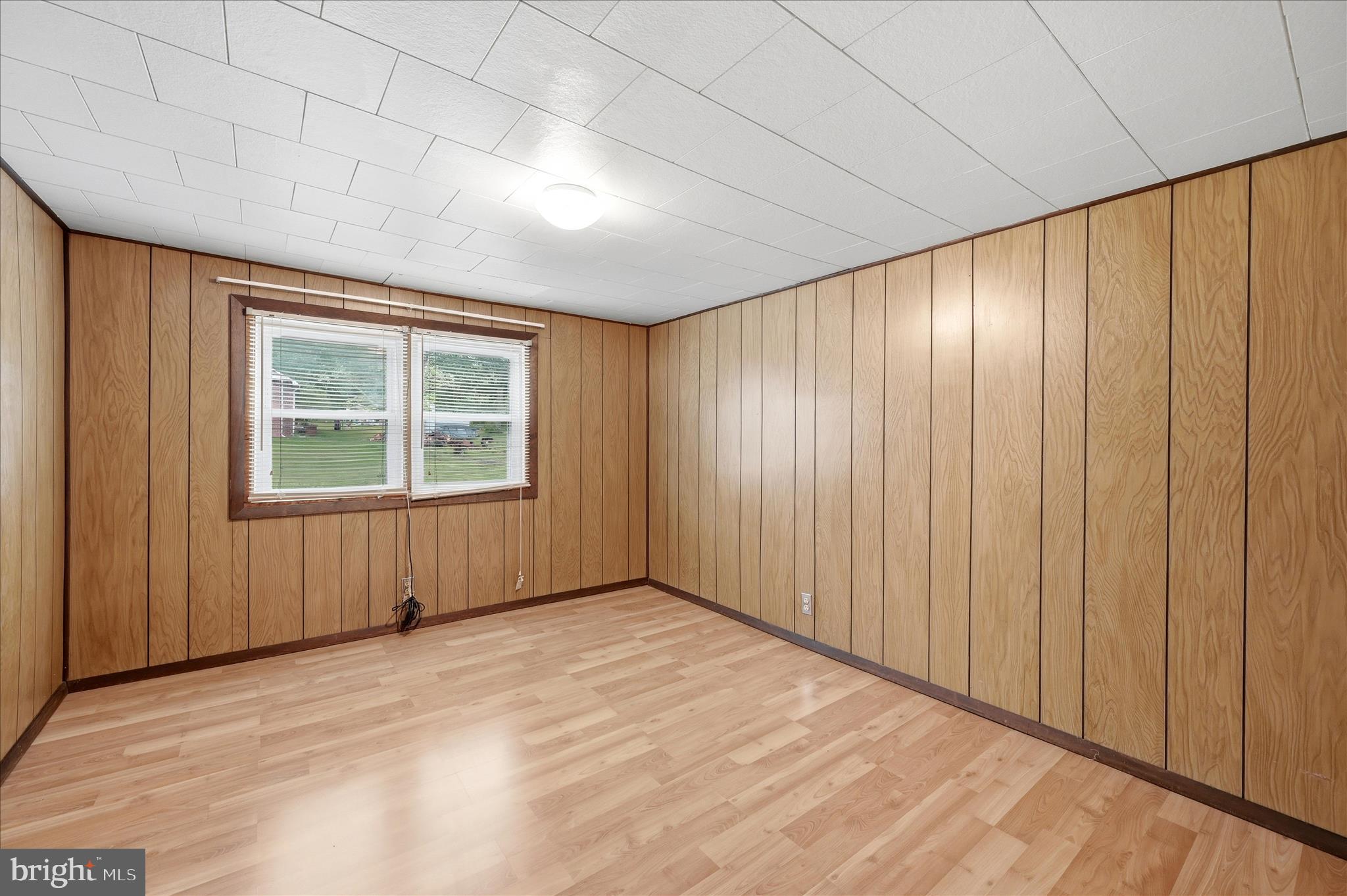 126 Marple Road Winchester, VA 22603 - Photo 20 of 42 Bedroom 2
