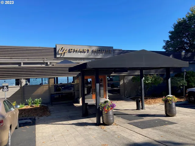 a view of a terrace with seating space