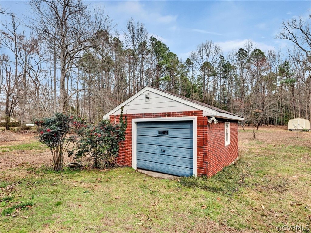 2001 Otterdale Road Midlothian, VA 23112 - Photo 28 of 33 Gallery Image 28