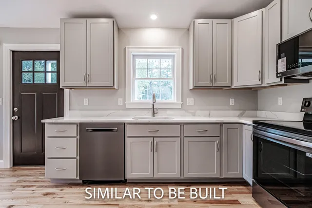 $528,000 | 16 Heritage Way, Unit 17, Saco, ME 04072