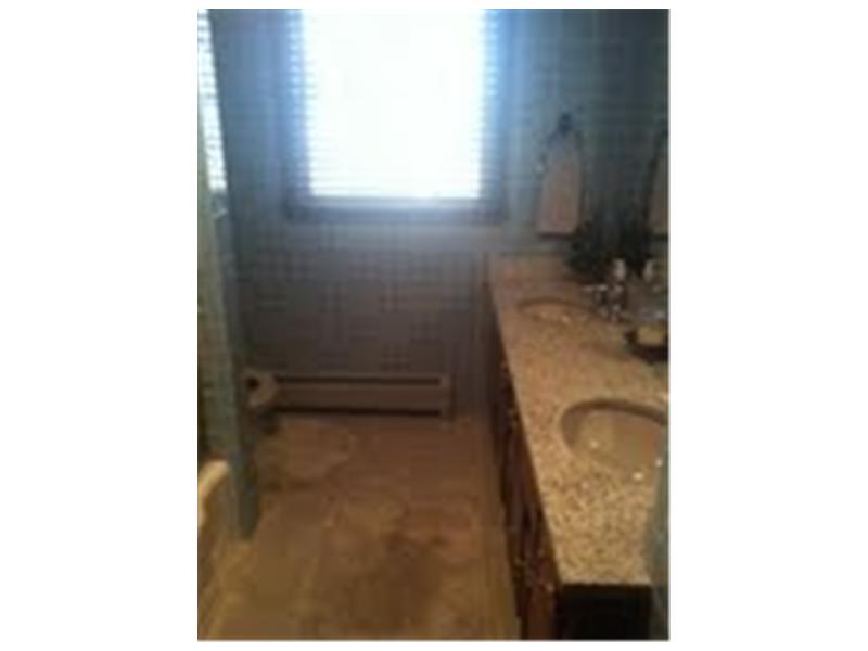 160 Honeysuckle Road Warwick, RI 02888 - Photo 13 of 13 Bathroom.