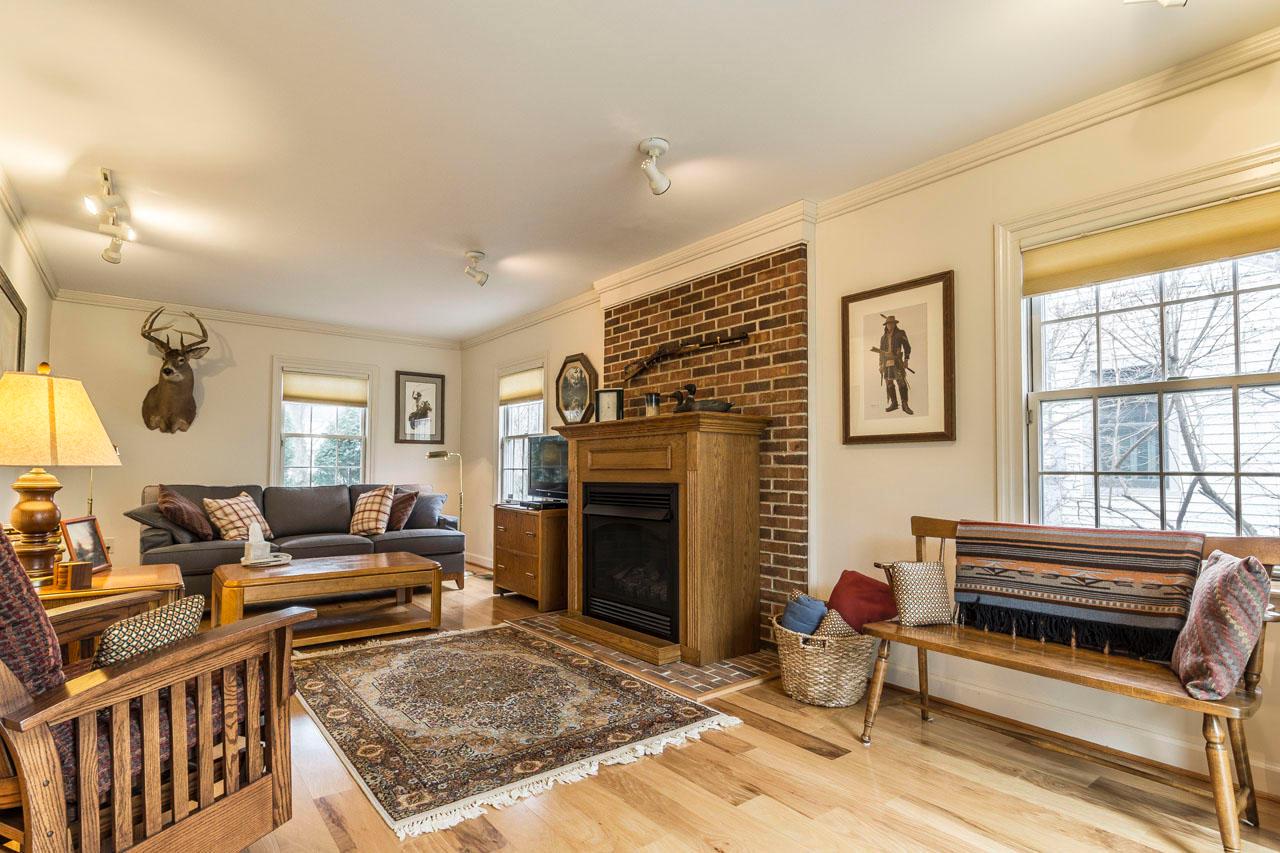 2840 Mountview Road Columbus, OH 43221 - Photo 12 of 38 Gallery Image 12