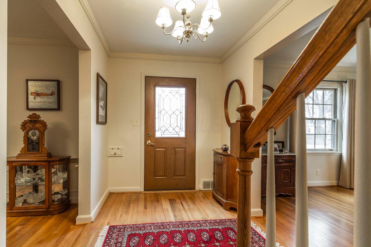 2840 Mountview Road Columbus, OH 43221 - Photo 4 of 38 Gallery Image 4