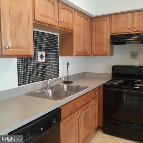 $2,025 | 1247 Mare Street, Ranson, WV 25438