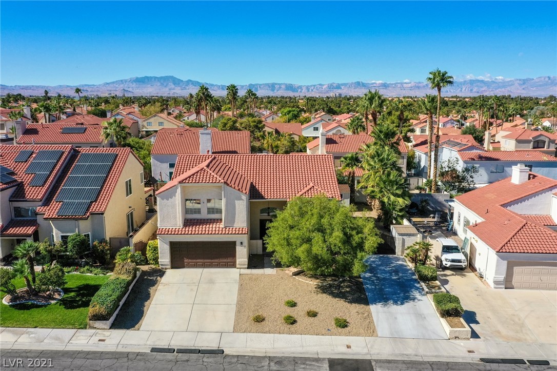 39 Bayridge Road Henderson, NV 89074 - Photo 1 of 43 Gallery Image 1