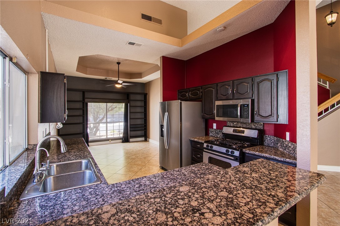 39 Bayridge Road Henderson, NV 89074 - Photo 11 of 43 Gallery Image 11