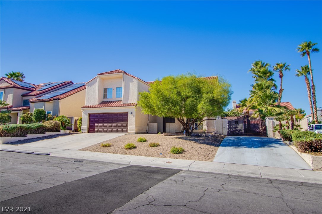 39 Bayridge Road Henderson, NV 89074 - Photo 2 of 43 Gallery Image 2