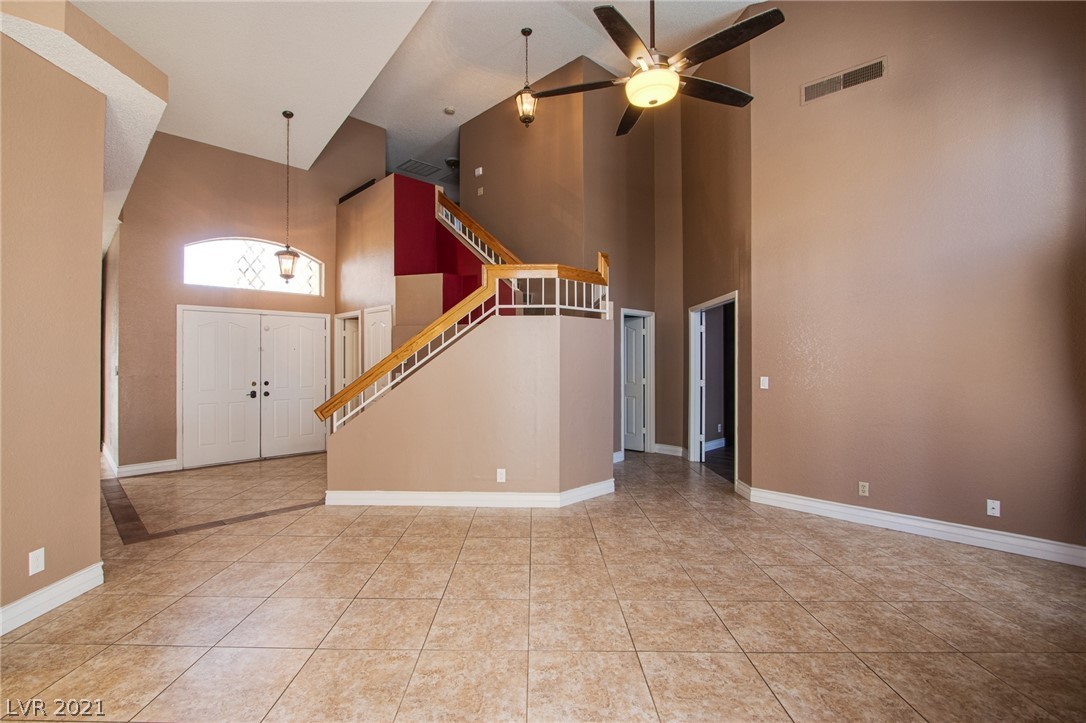 39 Bayridge Road Henderson, NV 89074 - Photo 6 of 43 Gallery Image 6