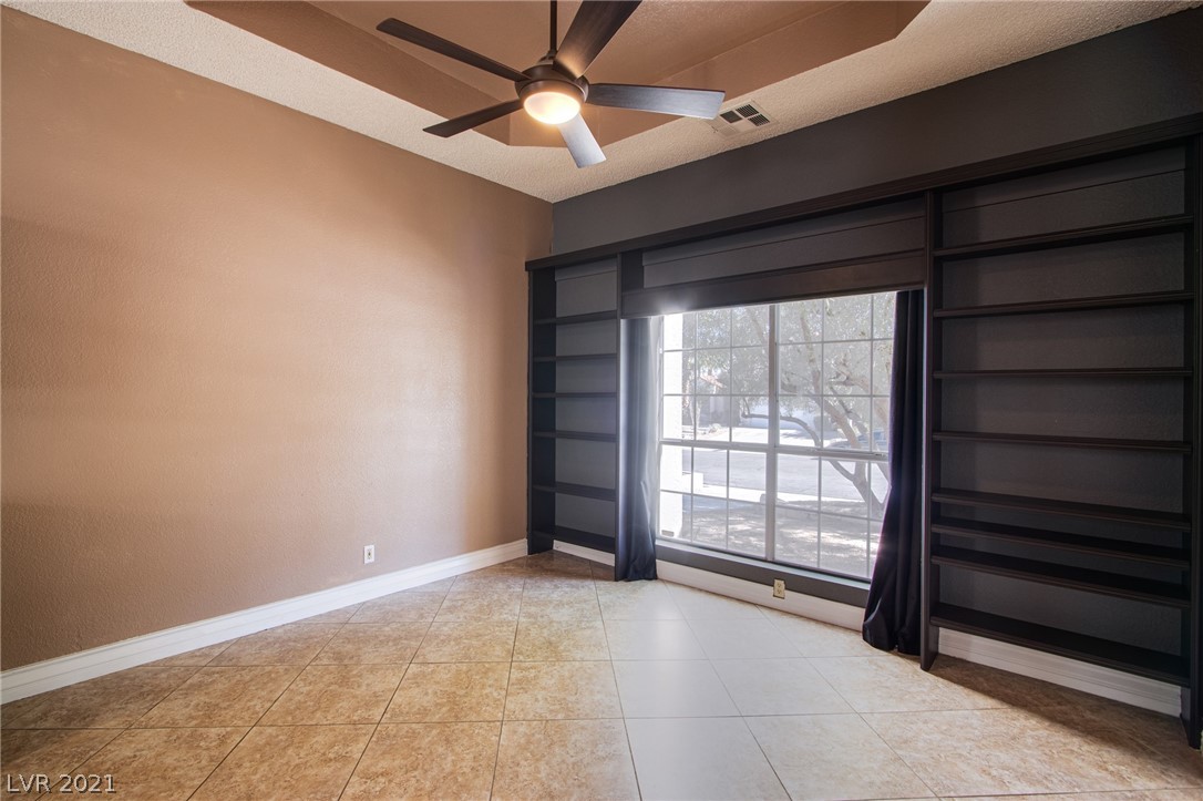 39 Bayridge Road Henderson, NV 89074 - Photo 7 of 43 Gallery Image 7