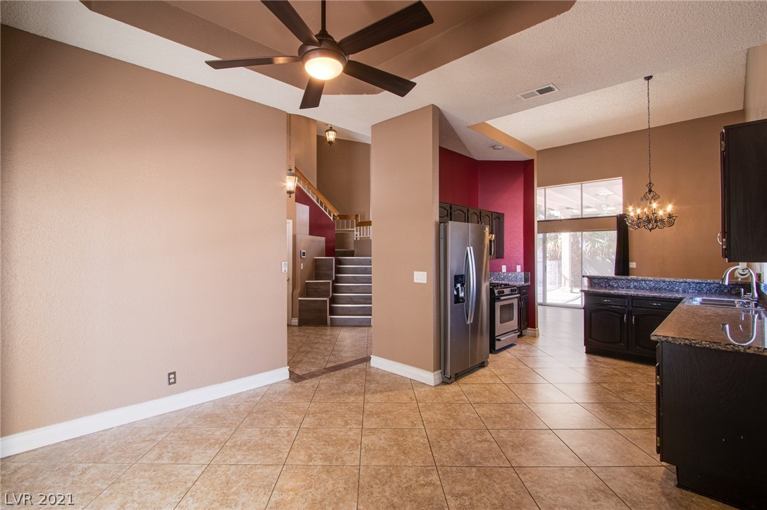 39 Bayridge Road Henderson, NV 89074 - Photo 8 of 43 Gallery Image 8