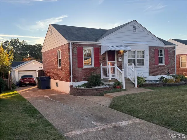 $205,000 | 4328 Koeln Avenue, St. Louis, MO 63116