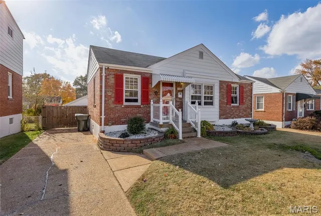 $205,000 | 4328 Koeln Avenue, St. Louis, MO 63116