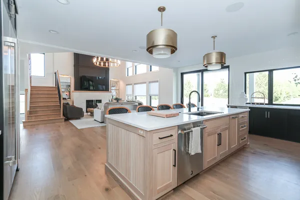 $2,149,900 | 15-w601 Grant Street, Burr Ridge, IL 60527