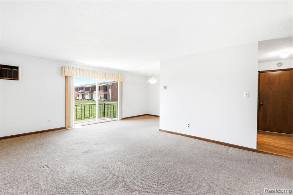 1900 River Road, Unit 2 Marysville, MI 48040 - Photo 16 of 30