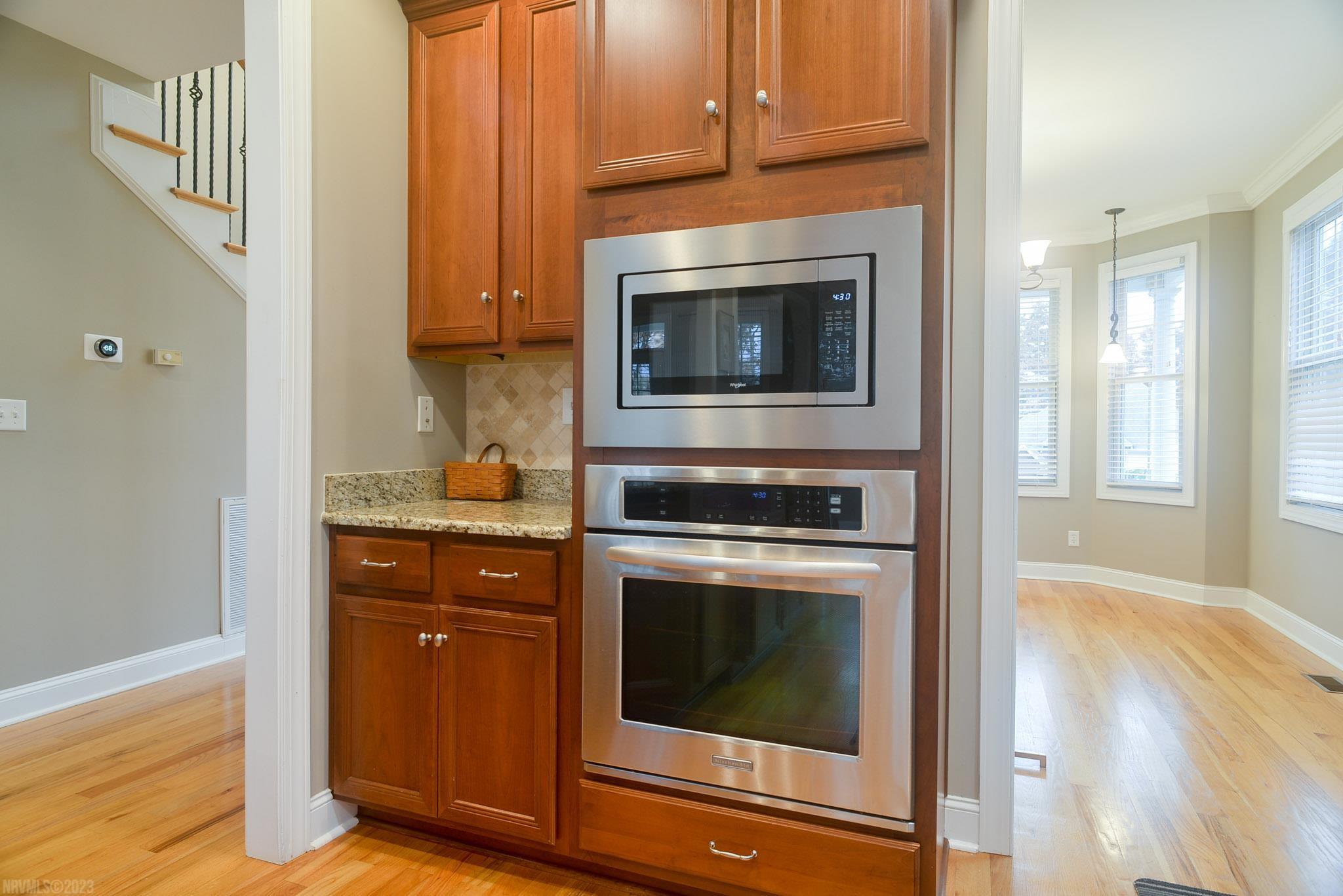 1054 Green Ridge Road Christiansburg, VA 24073 - Photo 11 of 32 Gallery Image 11