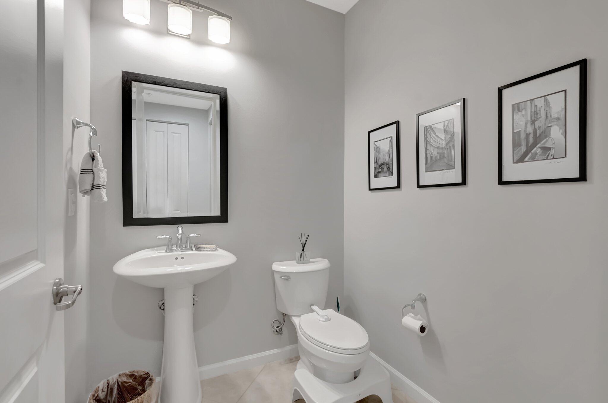 1409 Northwest 48th Street Boca Raton, FL 33431 - Photo 14 of 47 15-web-or-mls-DSC_0406