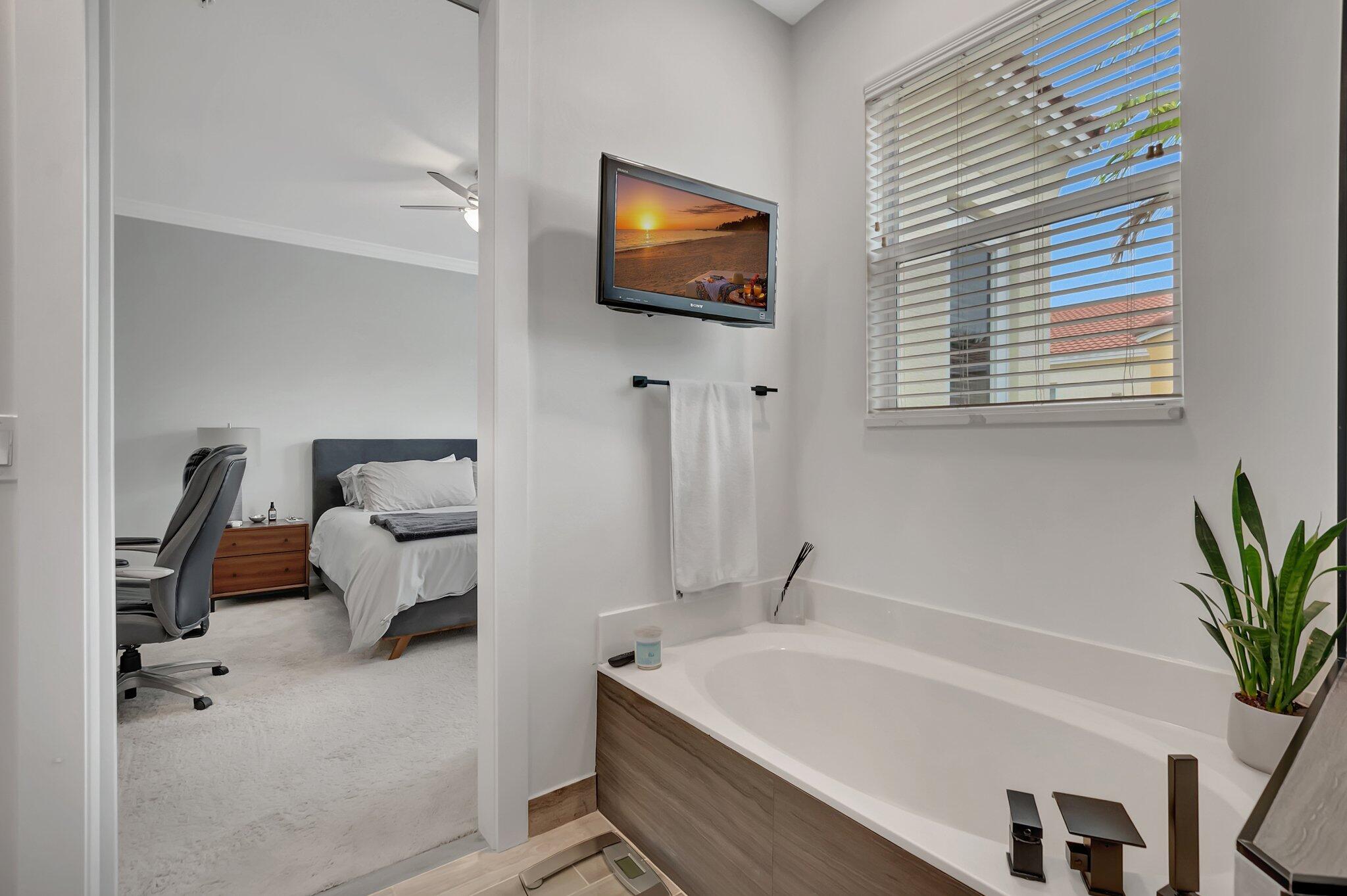 1409 Northwest 48th Street Boca Raton, FL 33431 - Photo 22 of 47 23-web-or-mls-DSC_0451