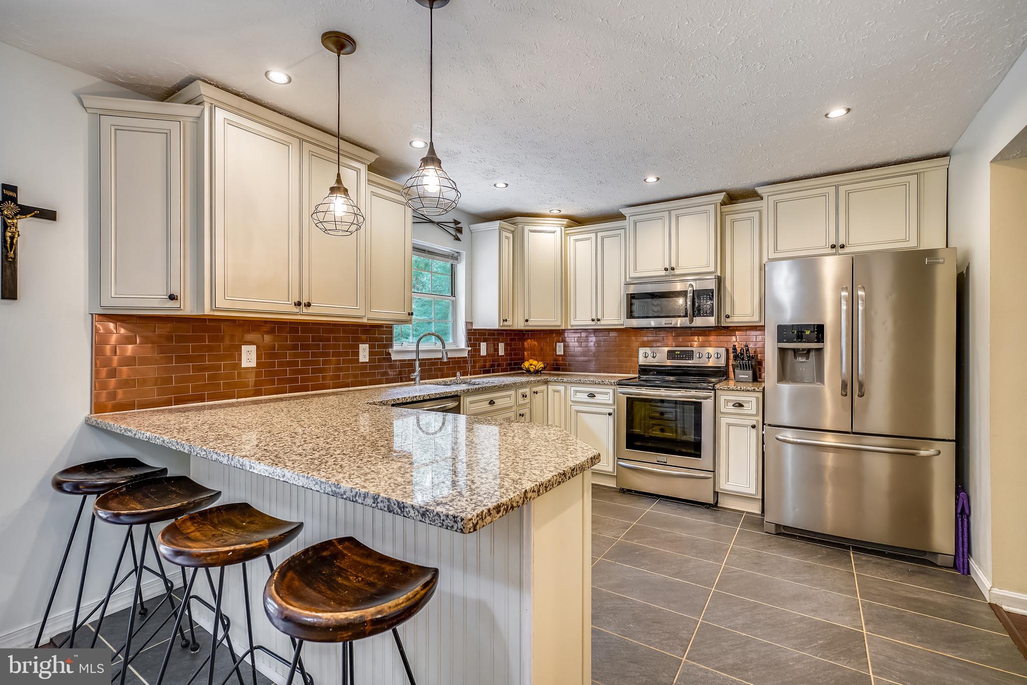 435 Broadwater Road Arnold, MD 21012 - Photo 11 of 34 Gallery Image 11