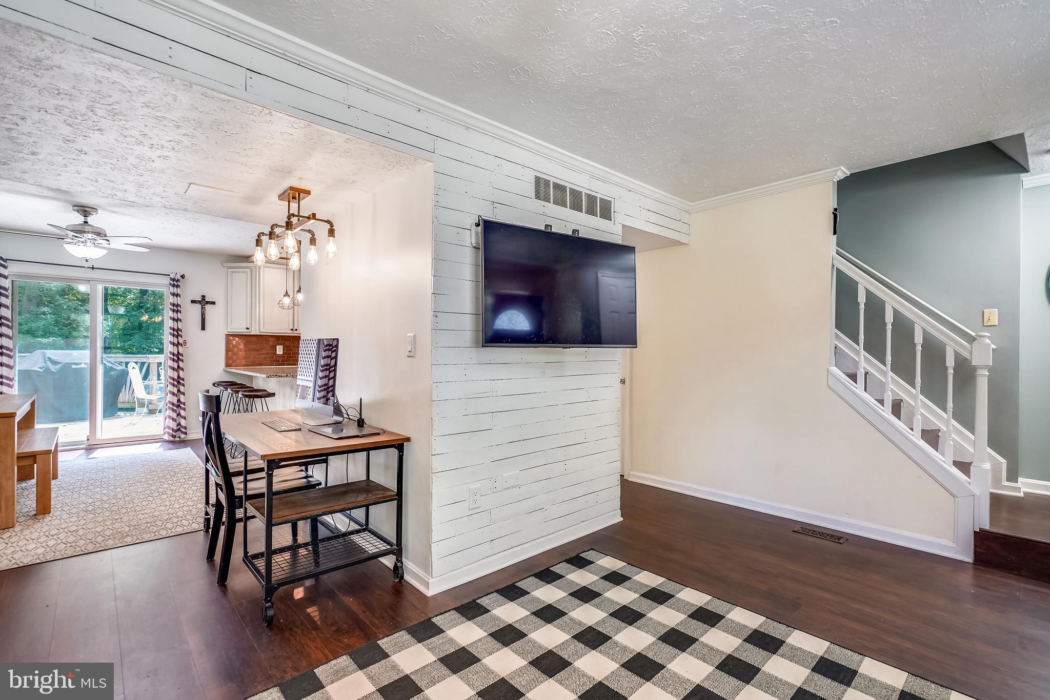 435 Broadwater Road Arnold, MD 21012 - Photo 6 of 34 Gallery Image 6