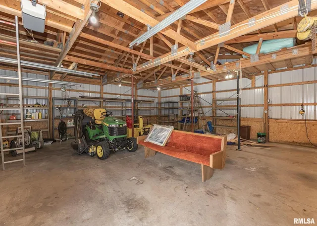 $385,000 | 159 Deer Park Drive, Geneseo, IL 61254