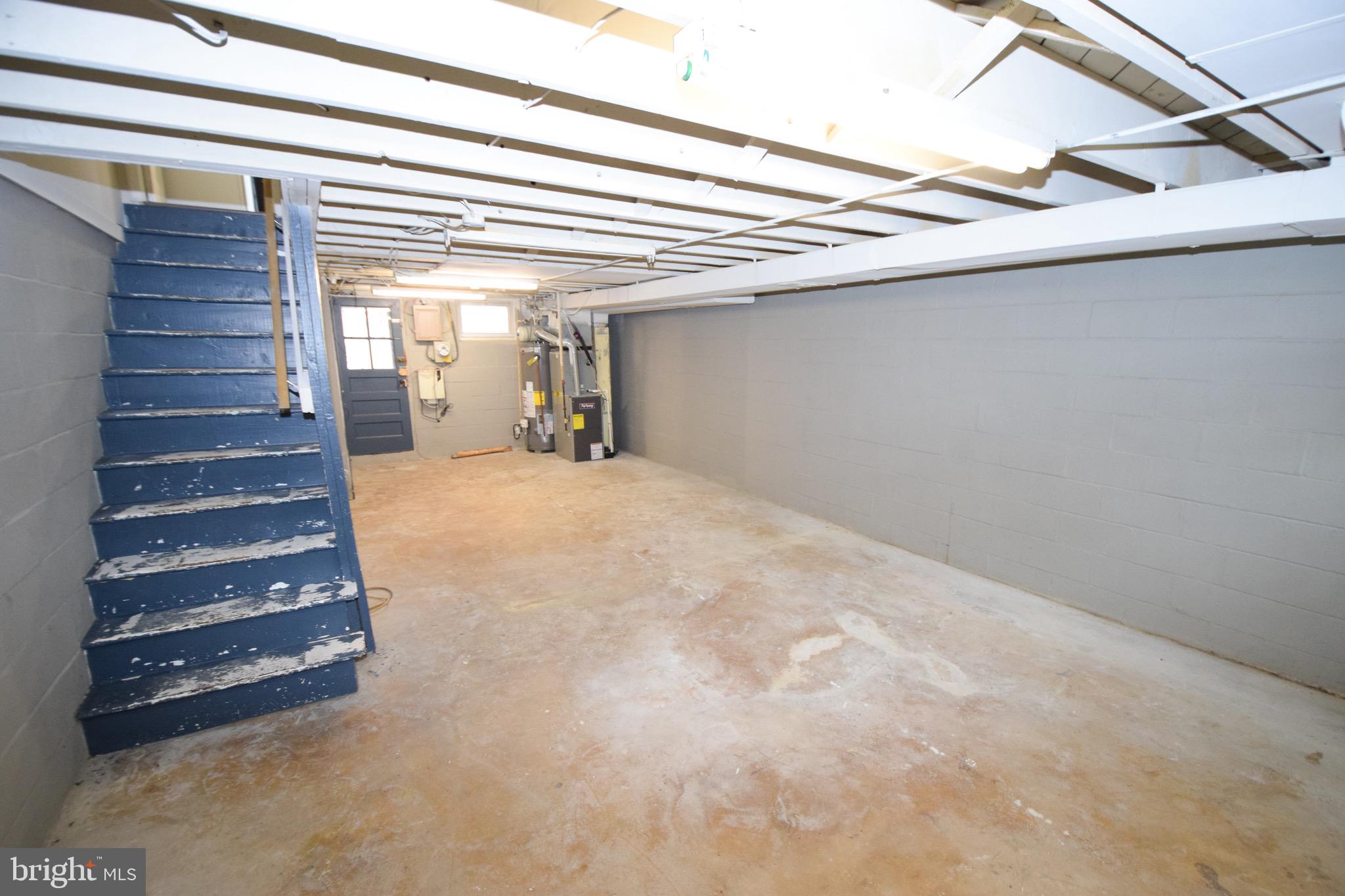 1922 Armco Way Dundalk, MD 21222 - Photo 20 of 26 a view of entryway