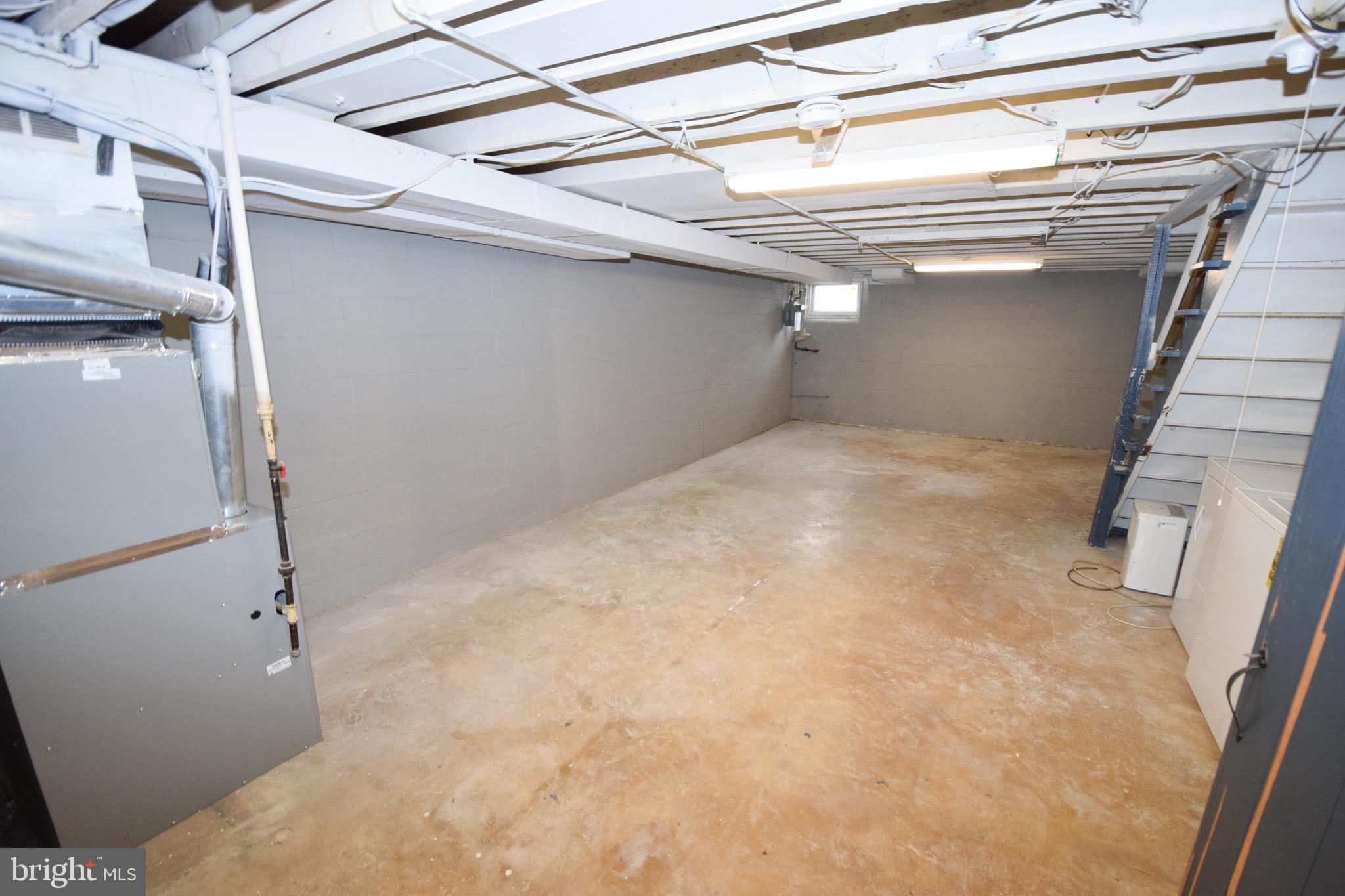1922 Armco Way Dundalk, MD 21222 - Photo 21 of 26 a view of small space