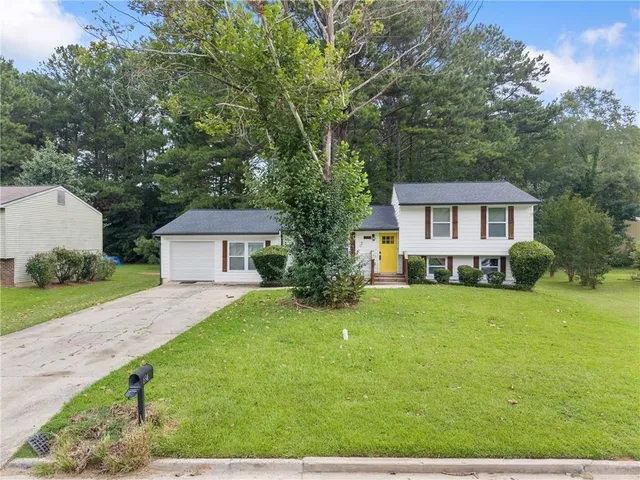 $1,950 | 6940 Cainwood Drive, South Fulton, GA 30349