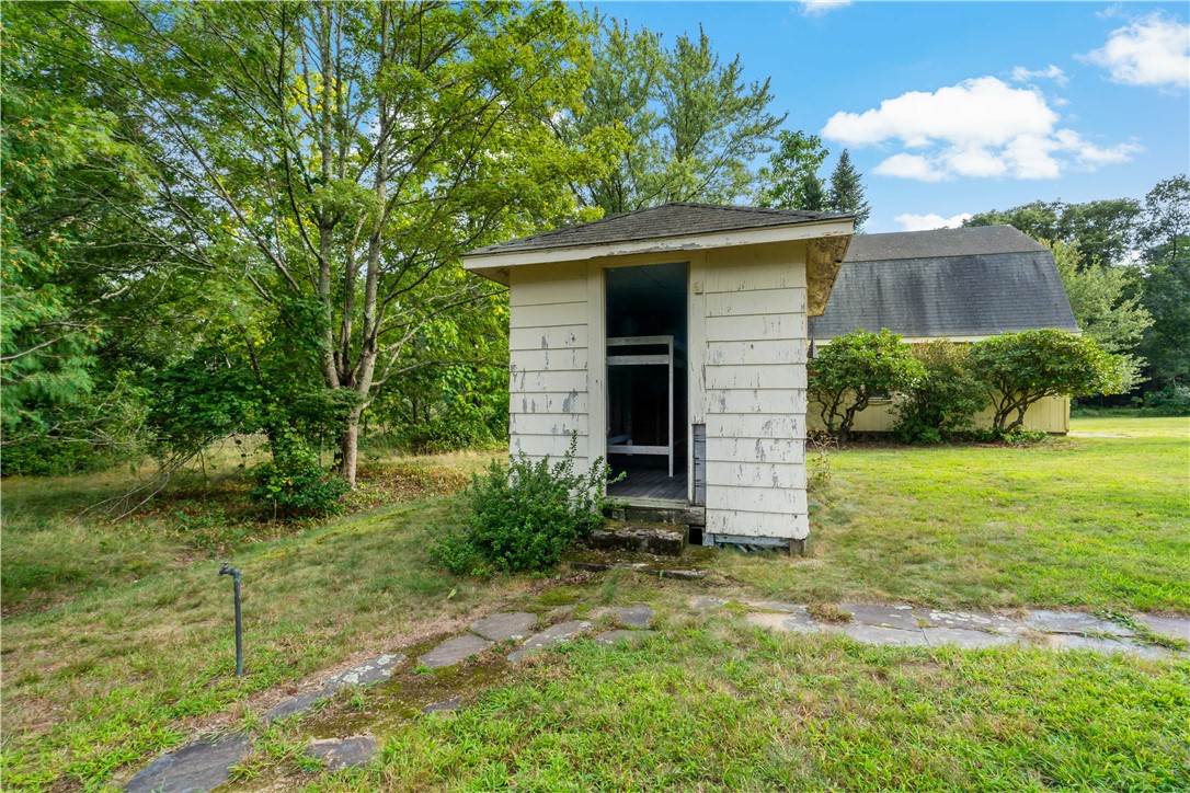 808 Ten Rod Road Exeter, RI 02822 - Photo 37 of 45 "Bunk House"