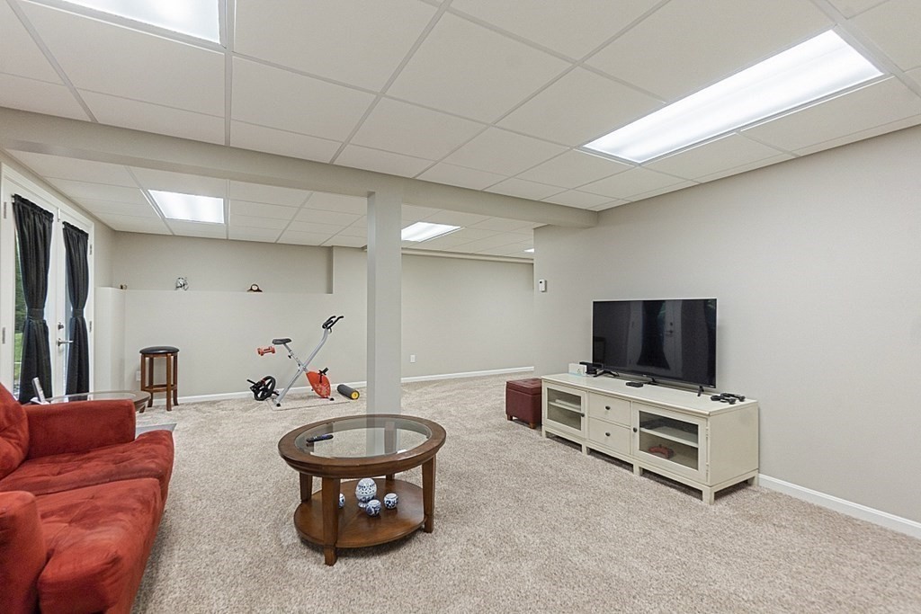 358 Hubbardston Road Templeton, MA 01468 - Photo 32 of 41 Gallery Image 32