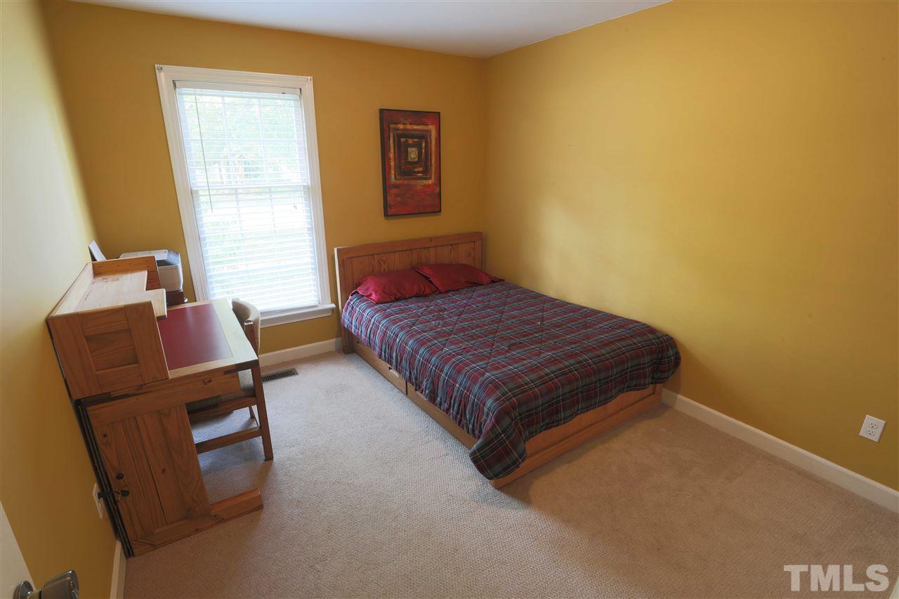 2016 Hunterfield Lane Raleigh, NC 27609 - Photo 13 of 19