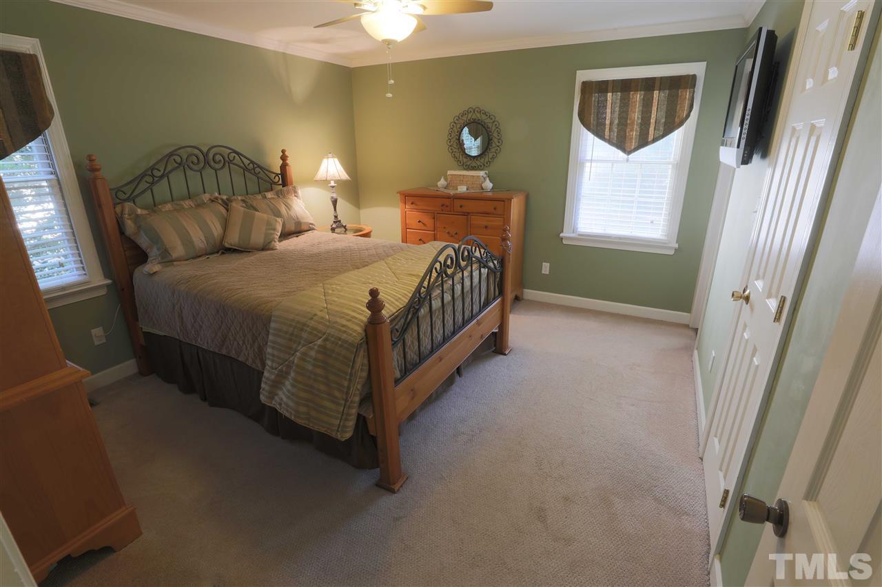 2016 Hunterfield Lane Raleigh, NC 27609 - Photo 14 of 19