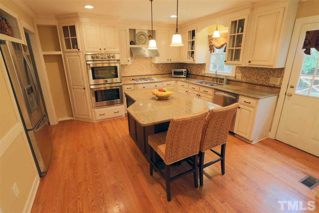 2016 Hunterfield Lane Raleigh, NC 27609 - Photo 8 of 19