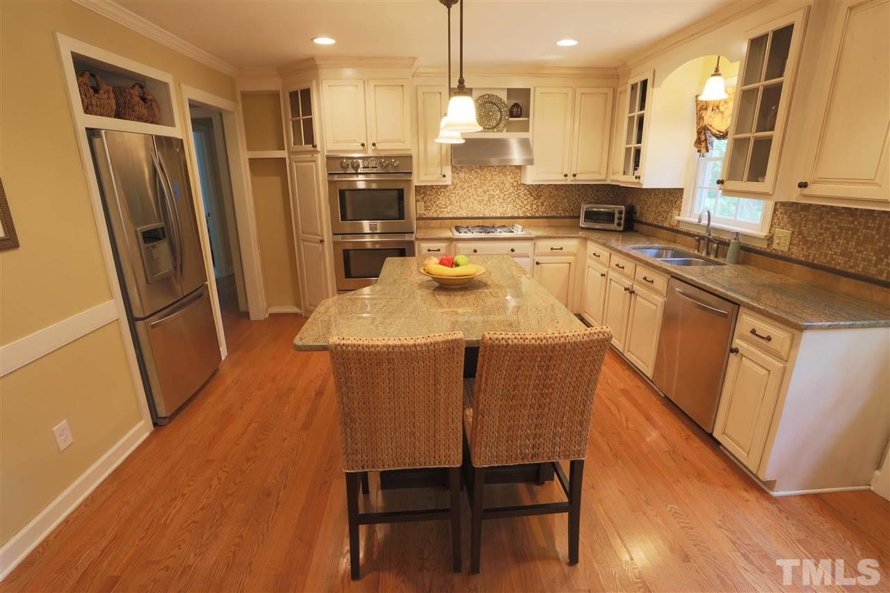 2016 Hunterfield Lane Raleigh, NC 27609 - Photo 9 of 19