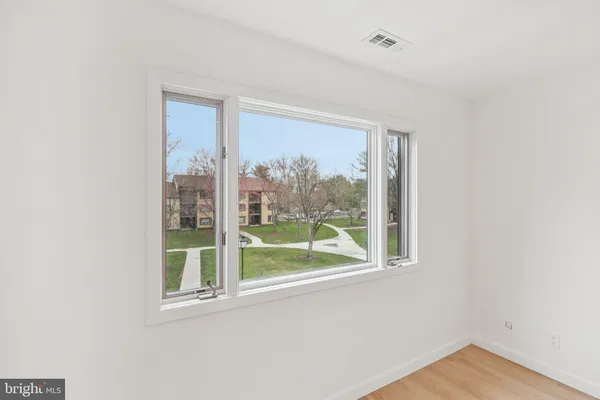 $360,000 | 1304 Sayre Drive, Princeton, NJ 08540