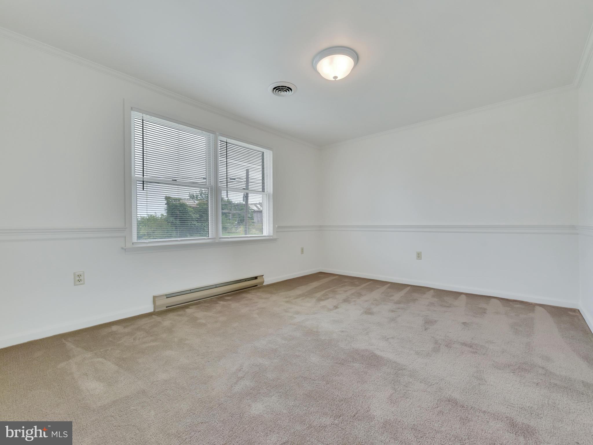 1897 Gapland Road Jefferson, MD 21755 - Photo 13 of 35 DINING ROOM