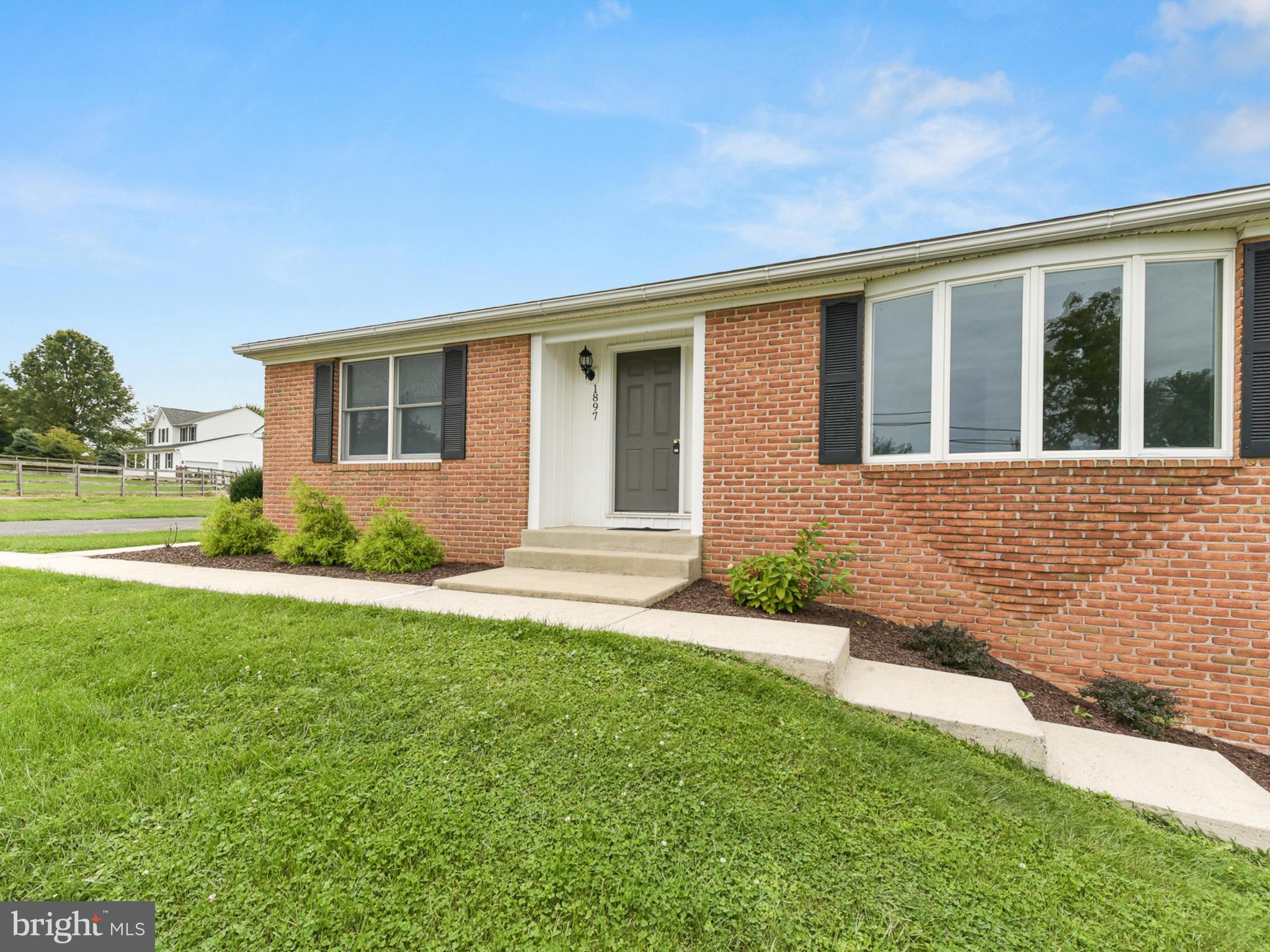1897 Gapland Road Jefferson, MD 21755 - Photo 3 of 35 Gallery Image 3
