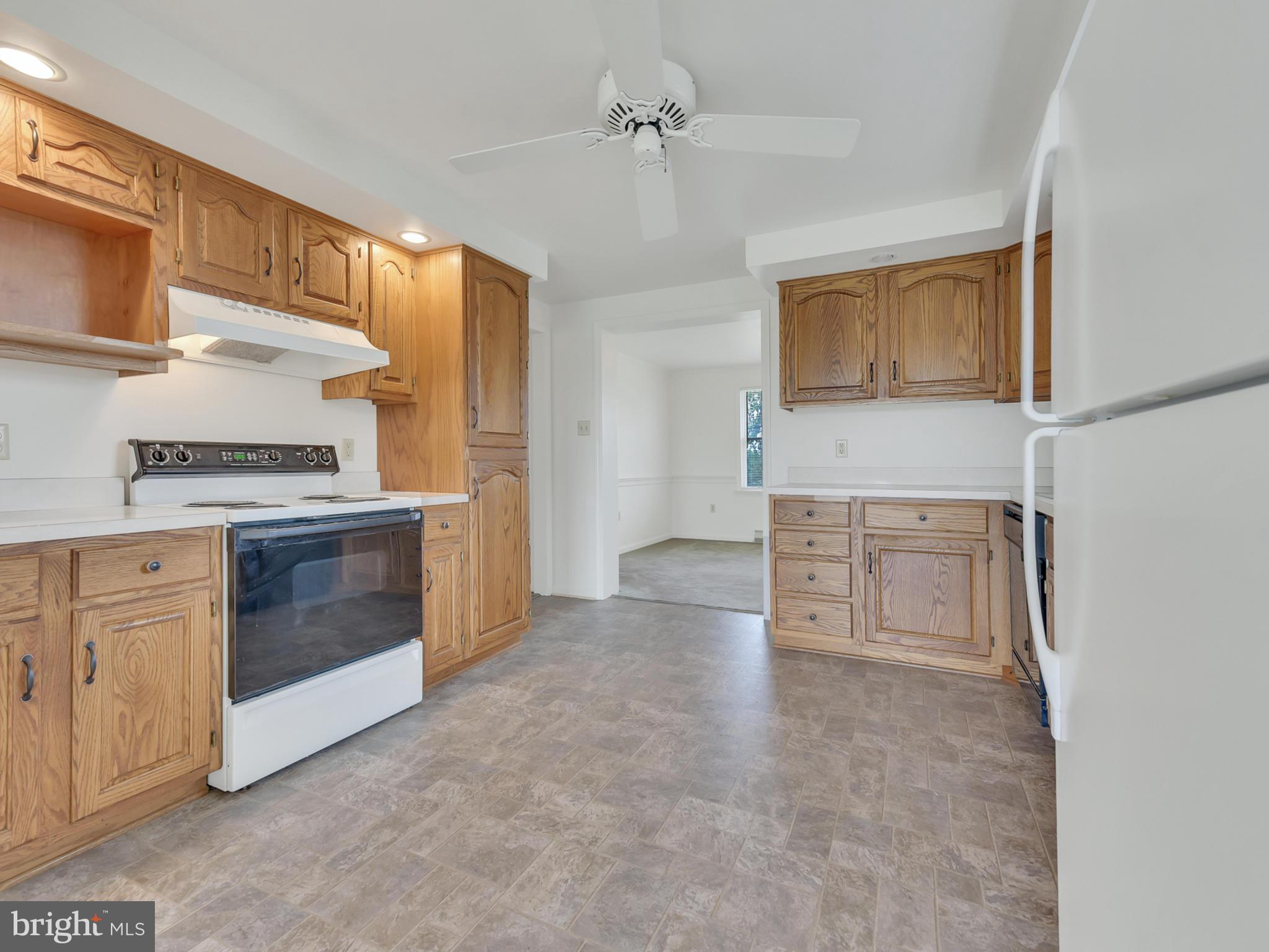 1897 Gapland Road Jefferson, MD 21755 - Photo 9 of 35 KITCHEN