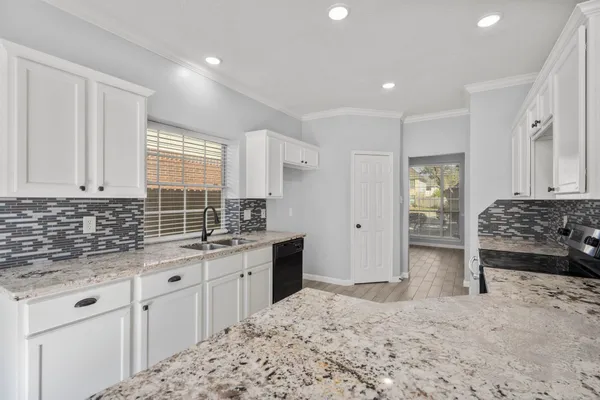 $399,800 | 1914 Wynridge Drive, Deer Park, TX 77536