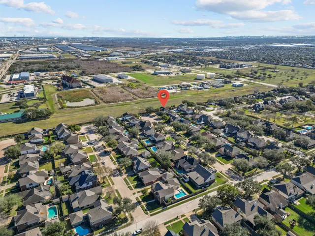 $409,900 | 1914 Wynridge Drive, Deer Park, TX 77536