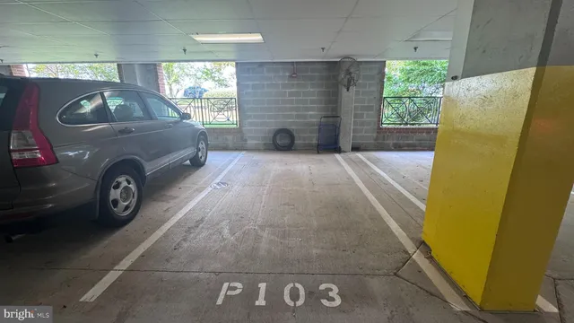 $429,900 | 44465 Chamberlain Terrace, Unit 103, Ashburn, VA 20147