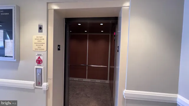 $429,900 | 44465 Chamberlain Terrace, Unit 103, Ashburn, VA 20147