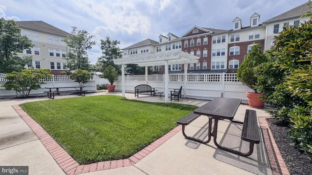 $429,900 | 44465 Chamberlain Terrace, Unit 103, Ashburn, VA 20147