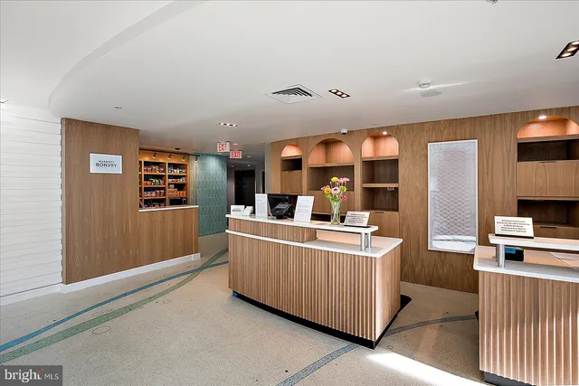 $1,690,000 | 2 15th Street, Unit 505, Ocean City, MD 21842