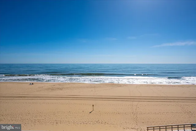 $1,690,000 | 2 15th Street, Unit 505, Ocean City, MD 21842
