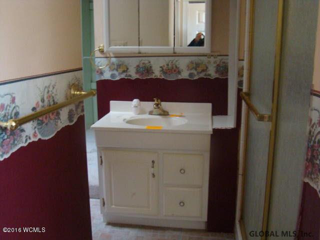36 Pinello Road Queensbury, NY 12804 - Photo 8 of 27 Photo 8