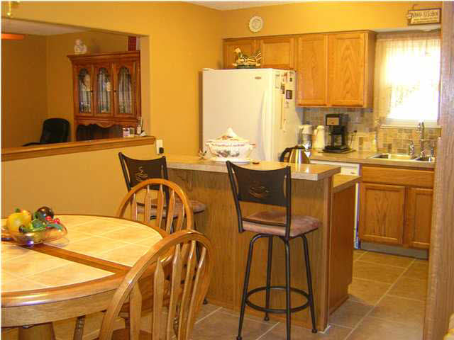 745 Greenfield Road Evansville, IN 47715 - Photo 12 of 12 Gallery Image 12