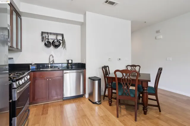 $399,000 | 6466 Hollis Street, Unit 242, Emeryville, CA 94608