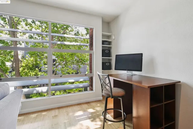 $399,000 | 6466 Hollis Street, Unit 242, Emeryville, CA 94608